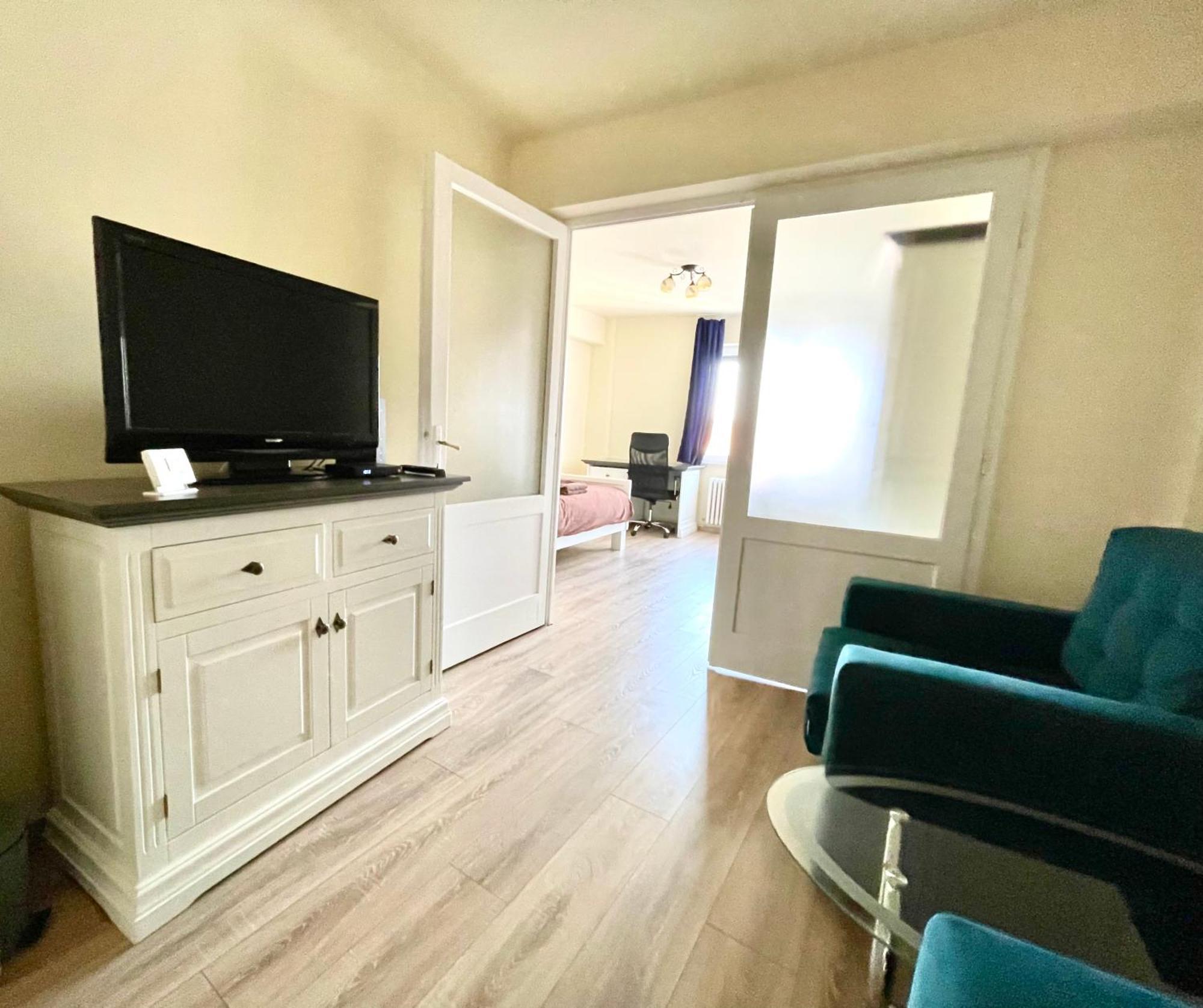Cozy Central One Bedroom Kluž Exteriér fotografie